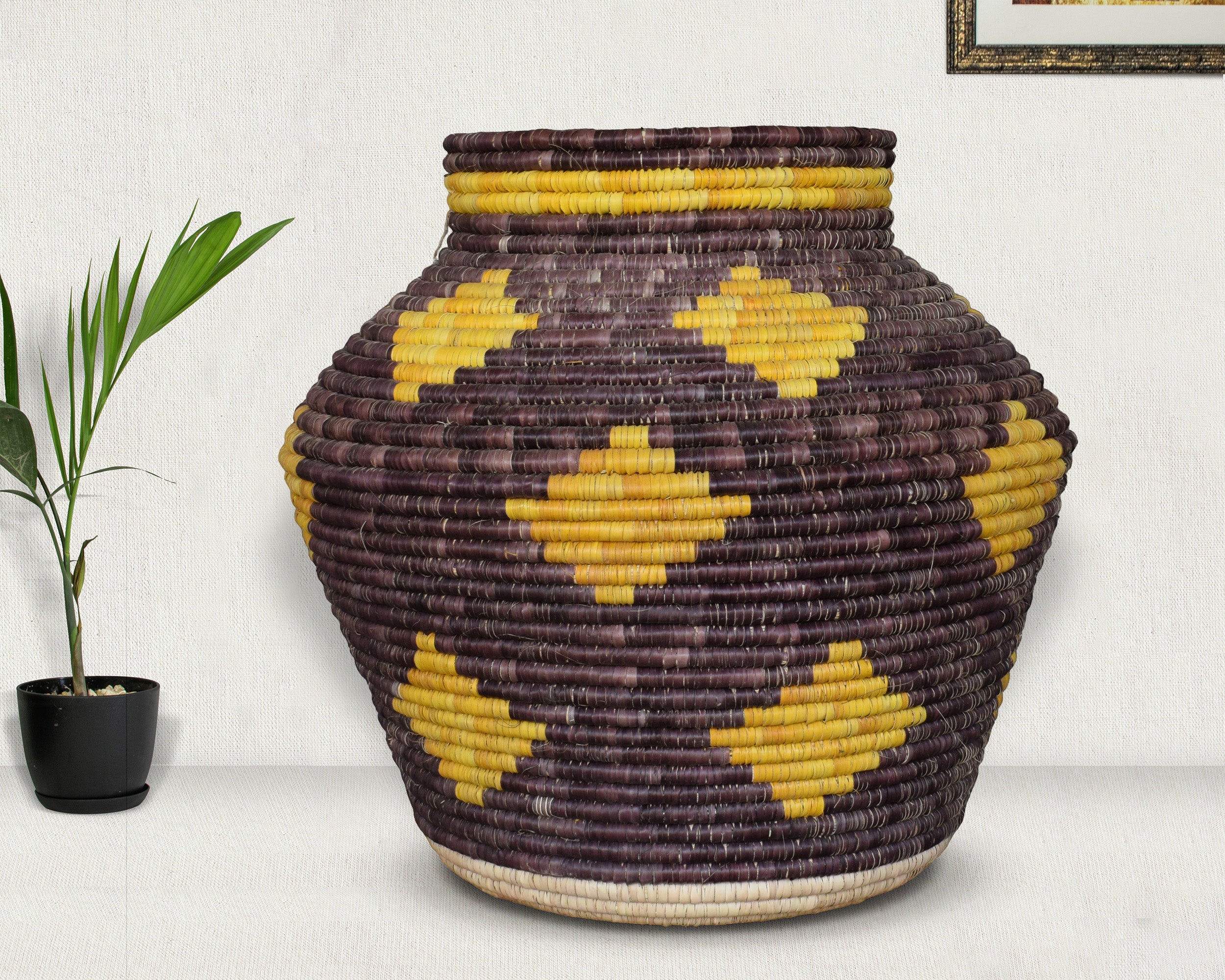 Golden Plum Diamond Potter Vase