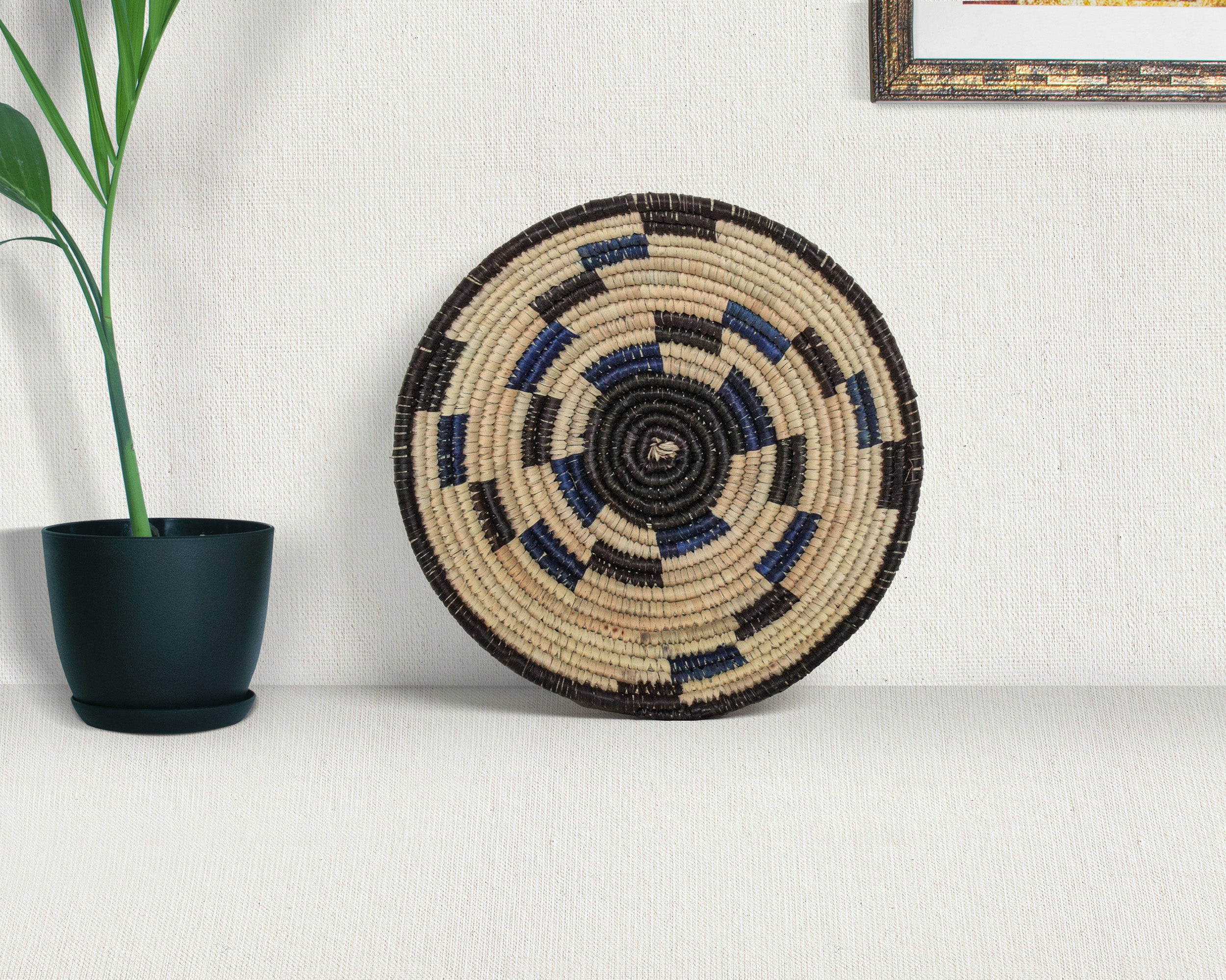 Black Staircase Bowl Basket