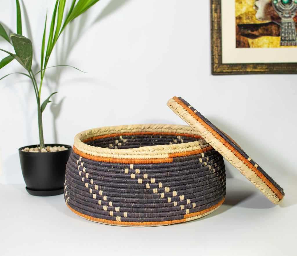 12" Dia Obsidian Swirl Lidded Basket