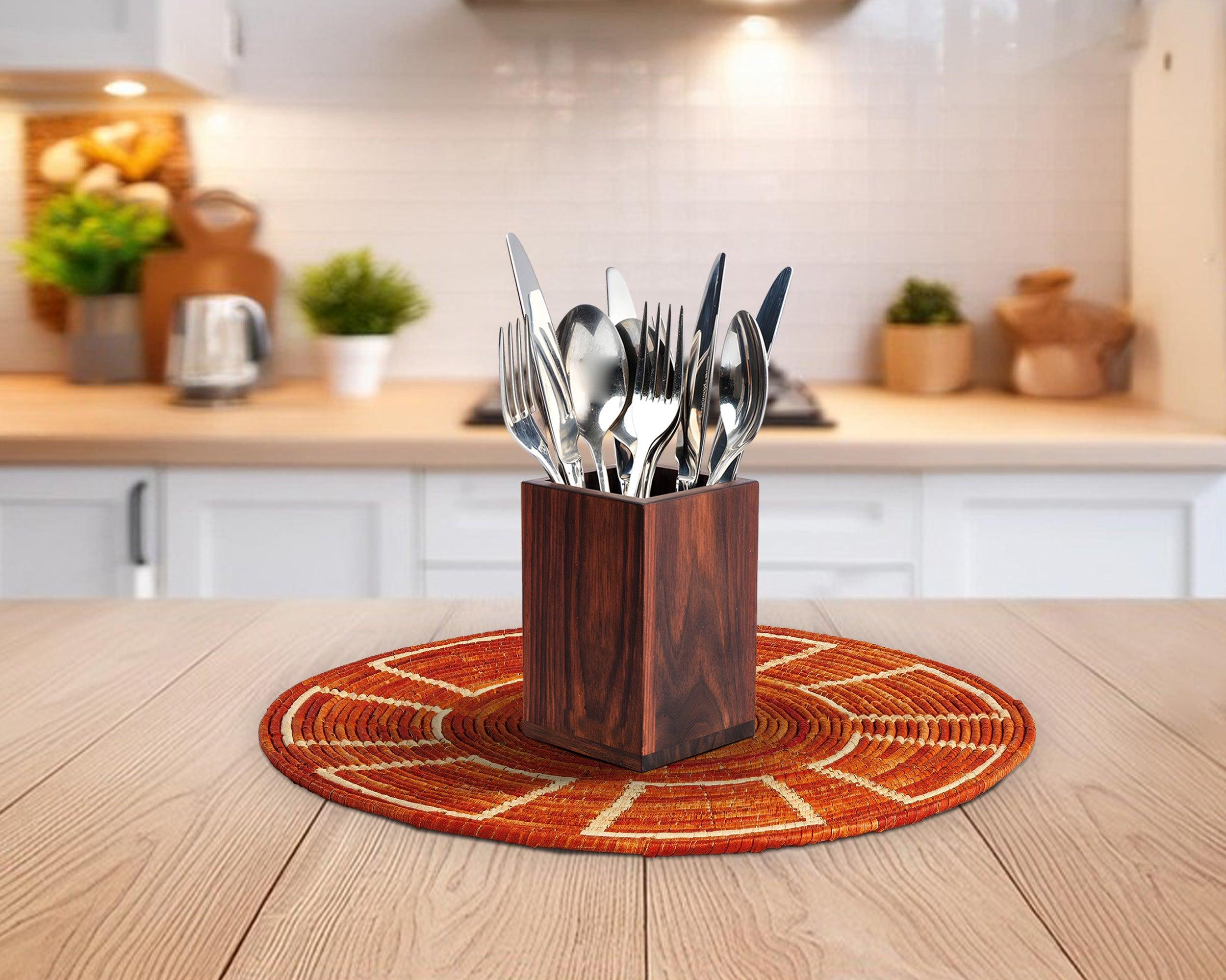 Red Mesa Mat Wall Basket 14-inch MT-013-14