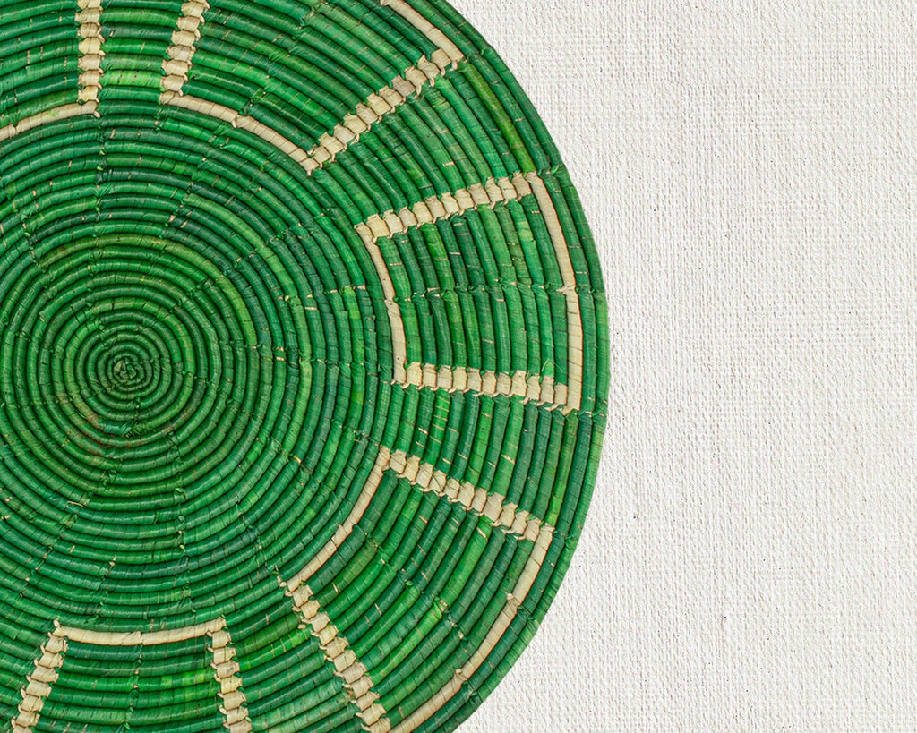 Green Mesa Mat Wall Basket 14-inch MT-211-15