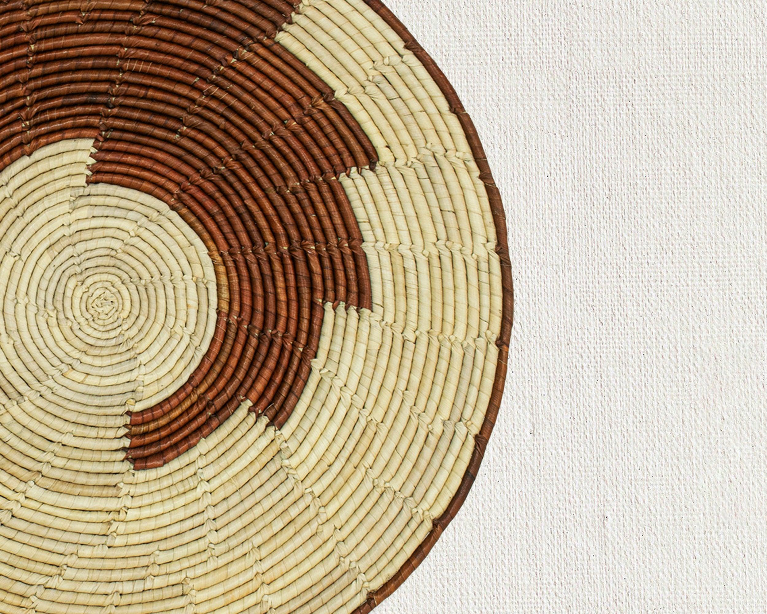 Spiral Mat Wall Basket 14-inch MT-218-15