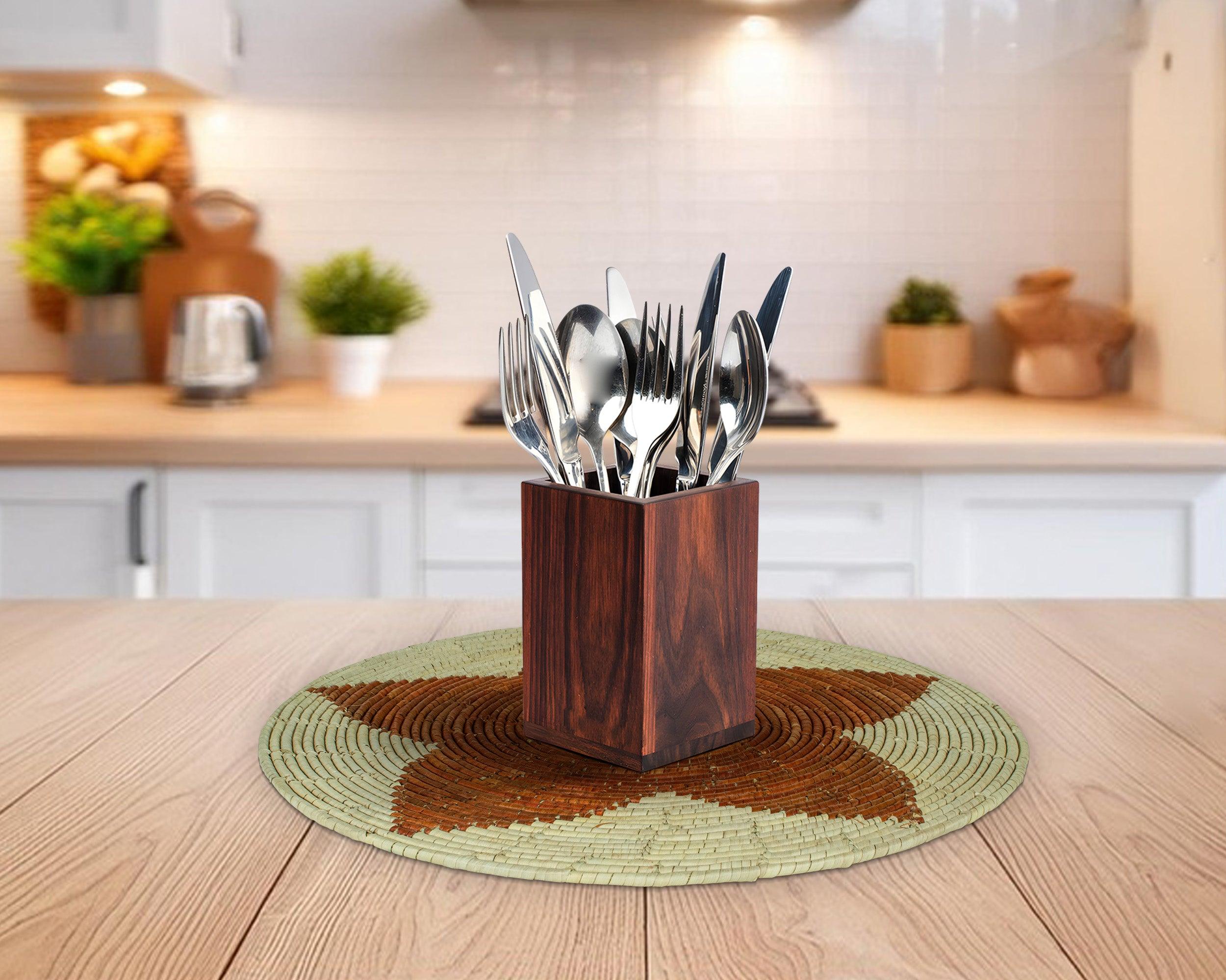 Red Star Mat Wall Basket 14-inch MT-206-15