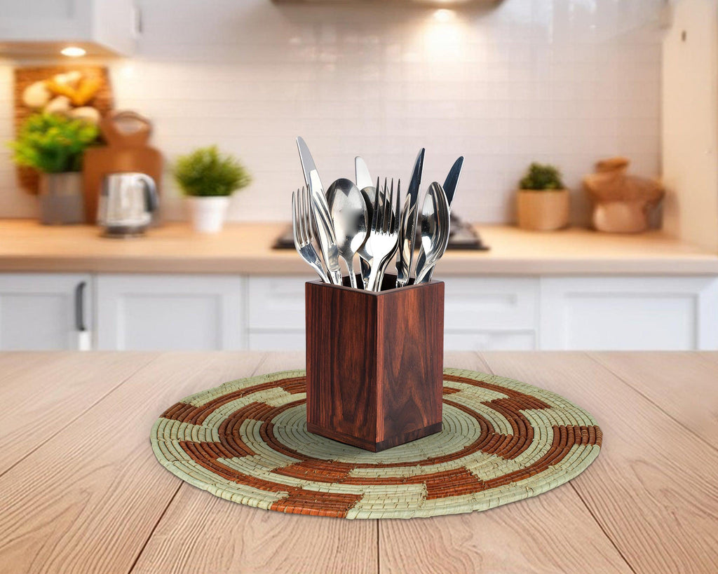 Red Maze Mat Wall Basket 14-inch MT-205-15