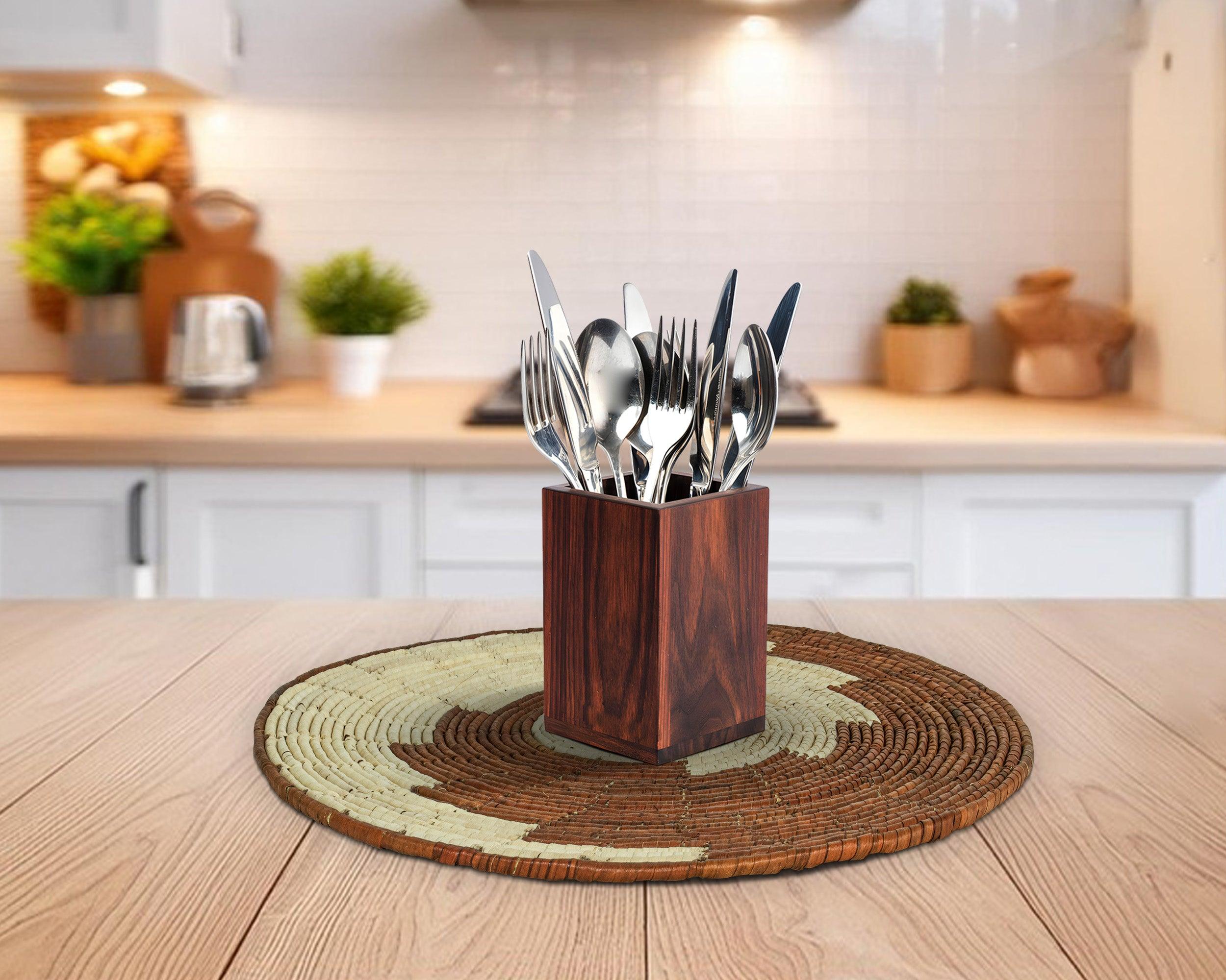 Spiral Mat Wall Basket 14-inch MT-218-15