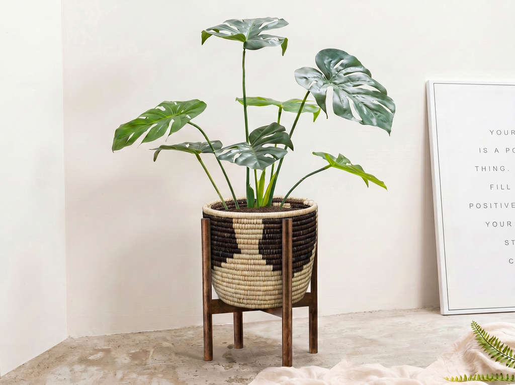 Drowning Leaf Planter Basket