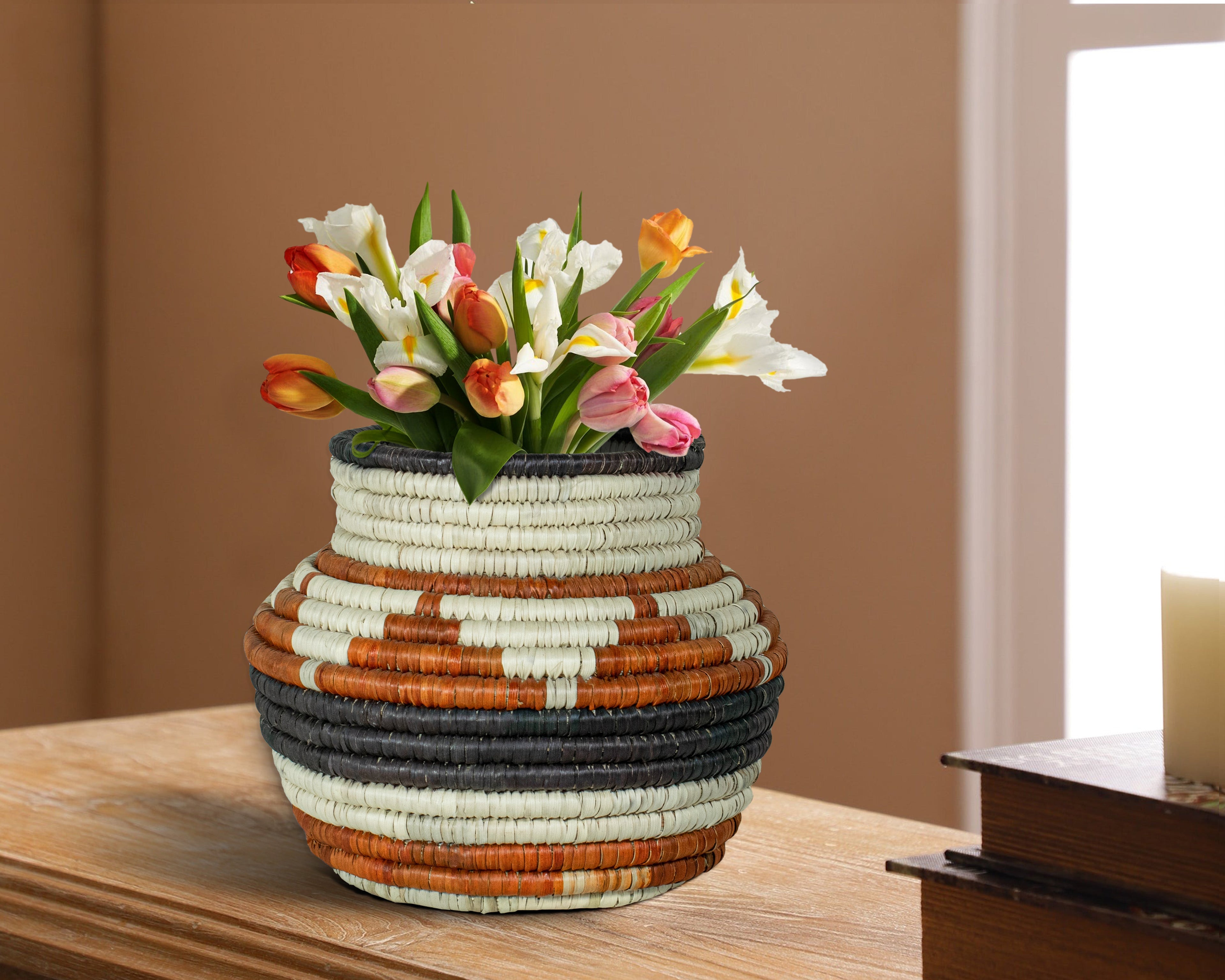 Waves & Rays Vintage Potter Basket - PP-1120-8