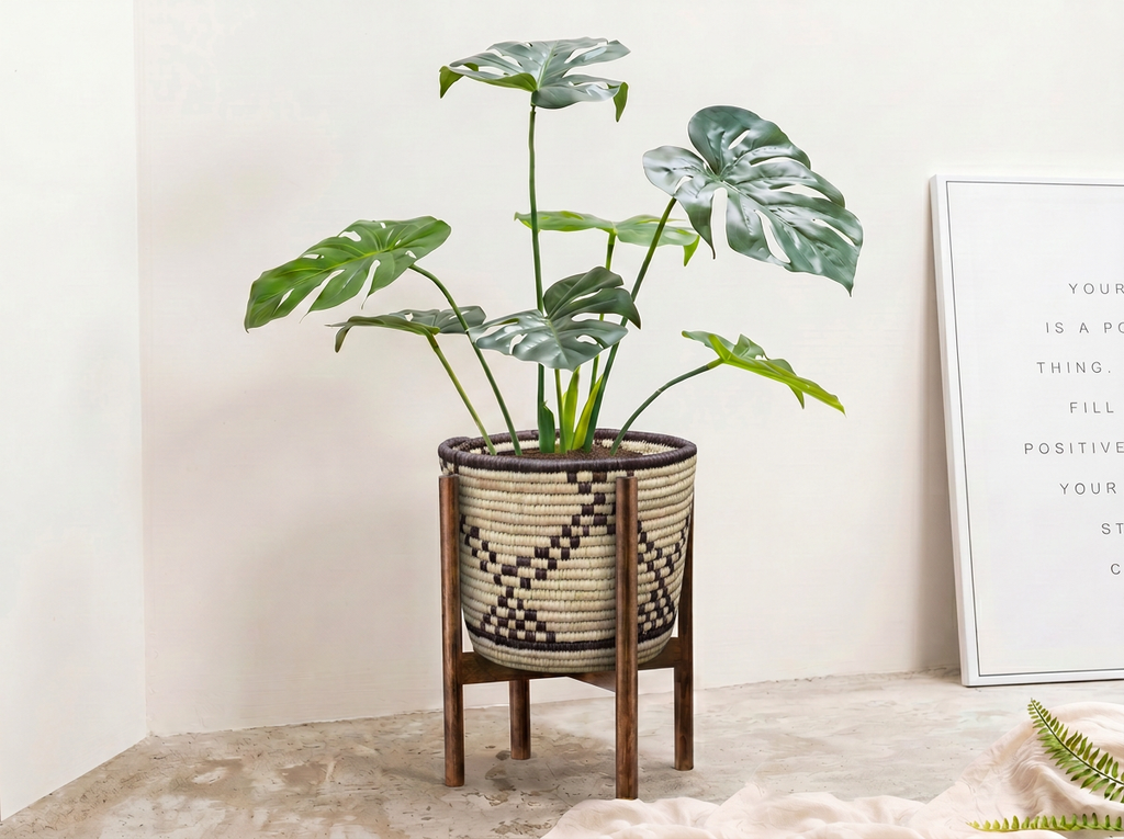 Dotted Wave Planter Basket