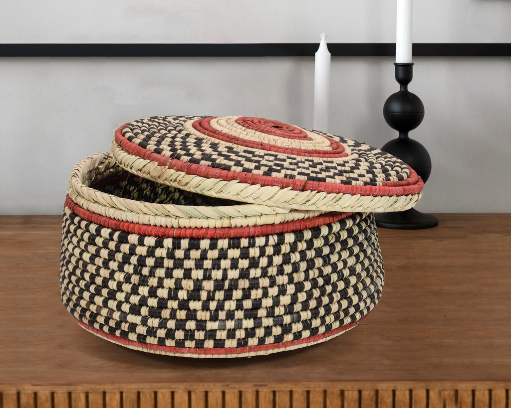 Dark Checkered Lidded Basket