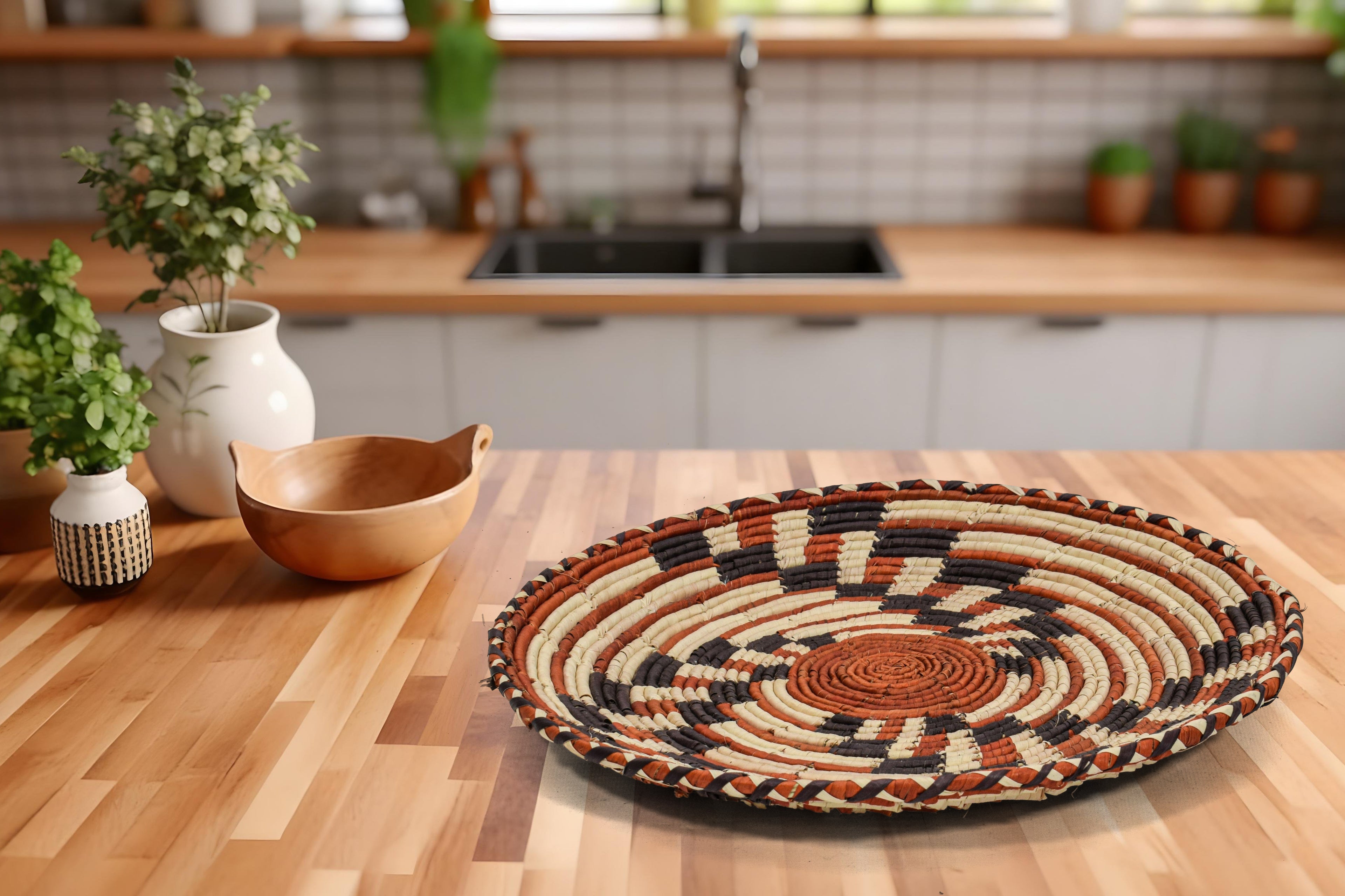 Rust Fan Flat Basket 12-inch