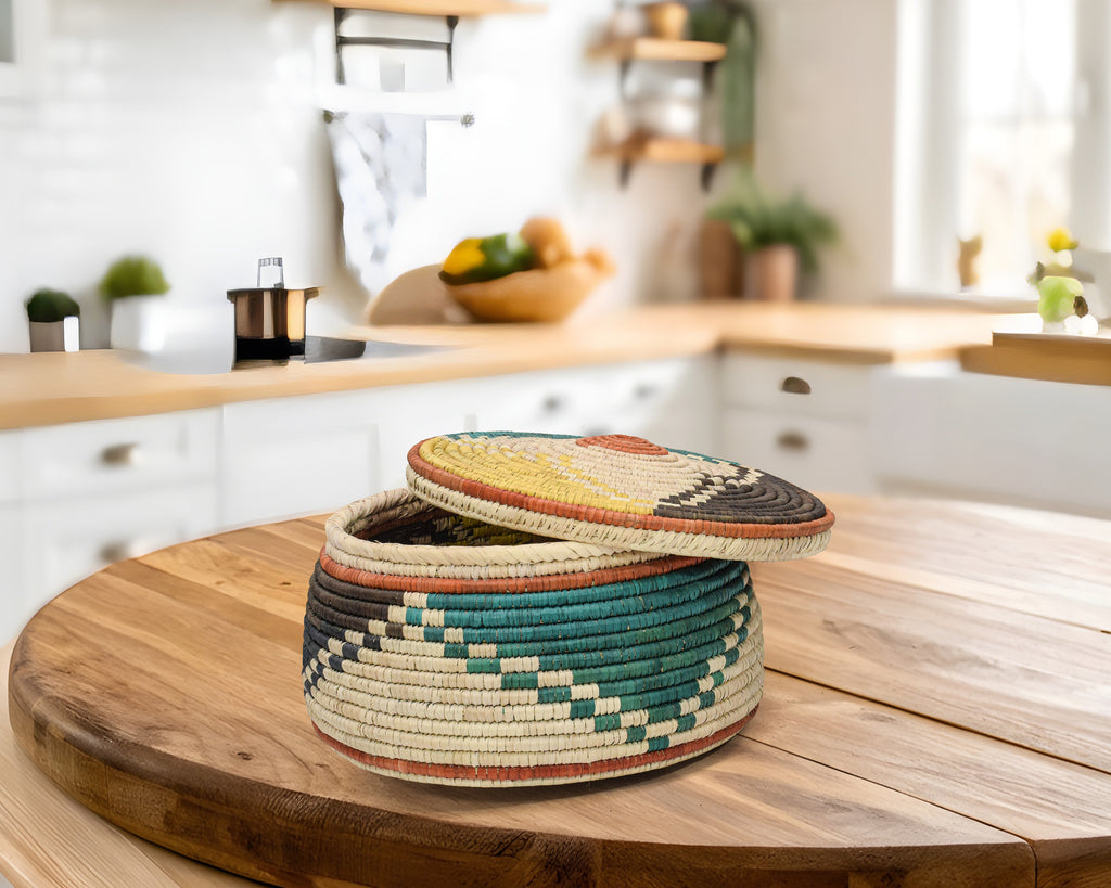 Tri-Leaf Lidded Basket