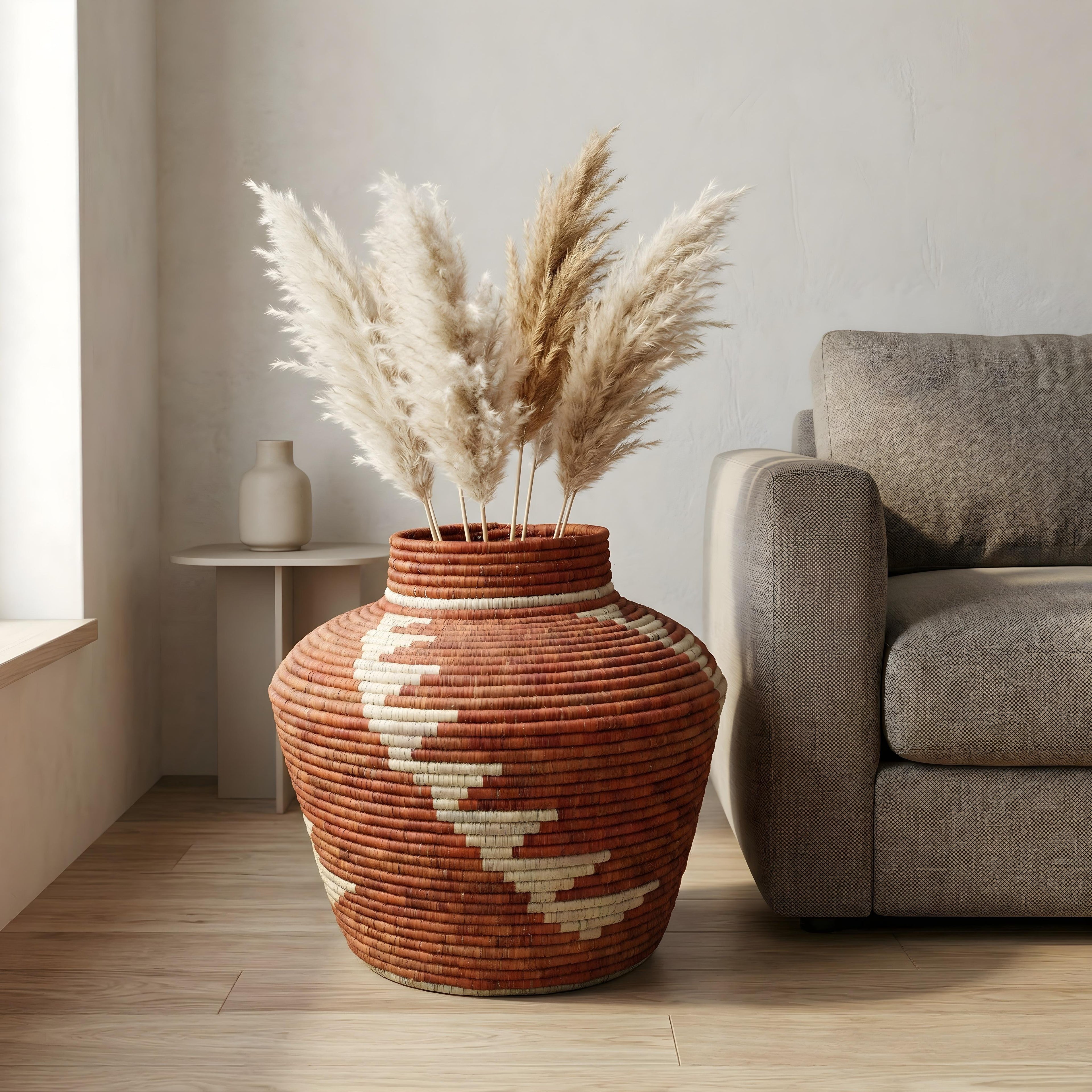 Feather Pattern Potter Vase