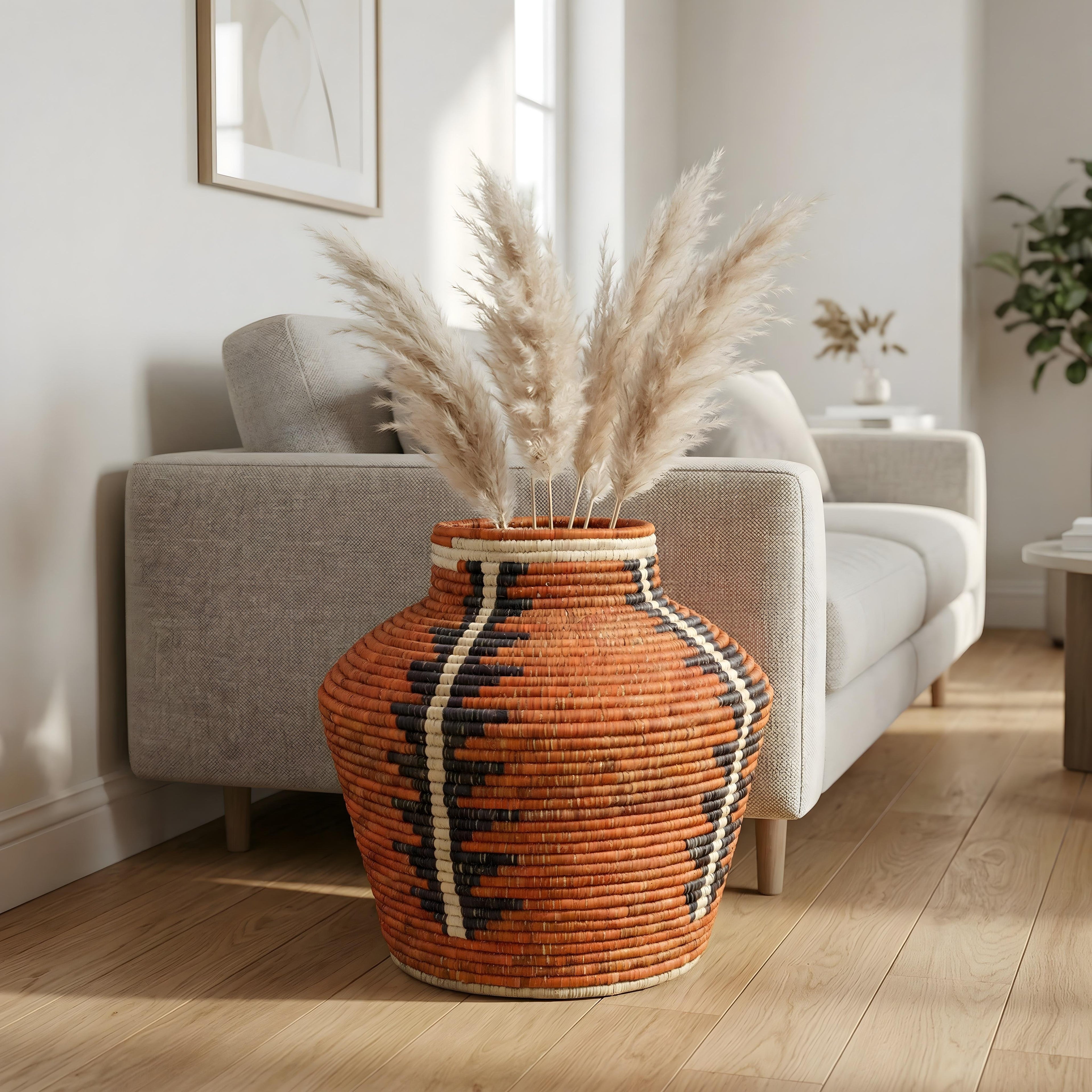 Diagonal Lightning Potter Vase