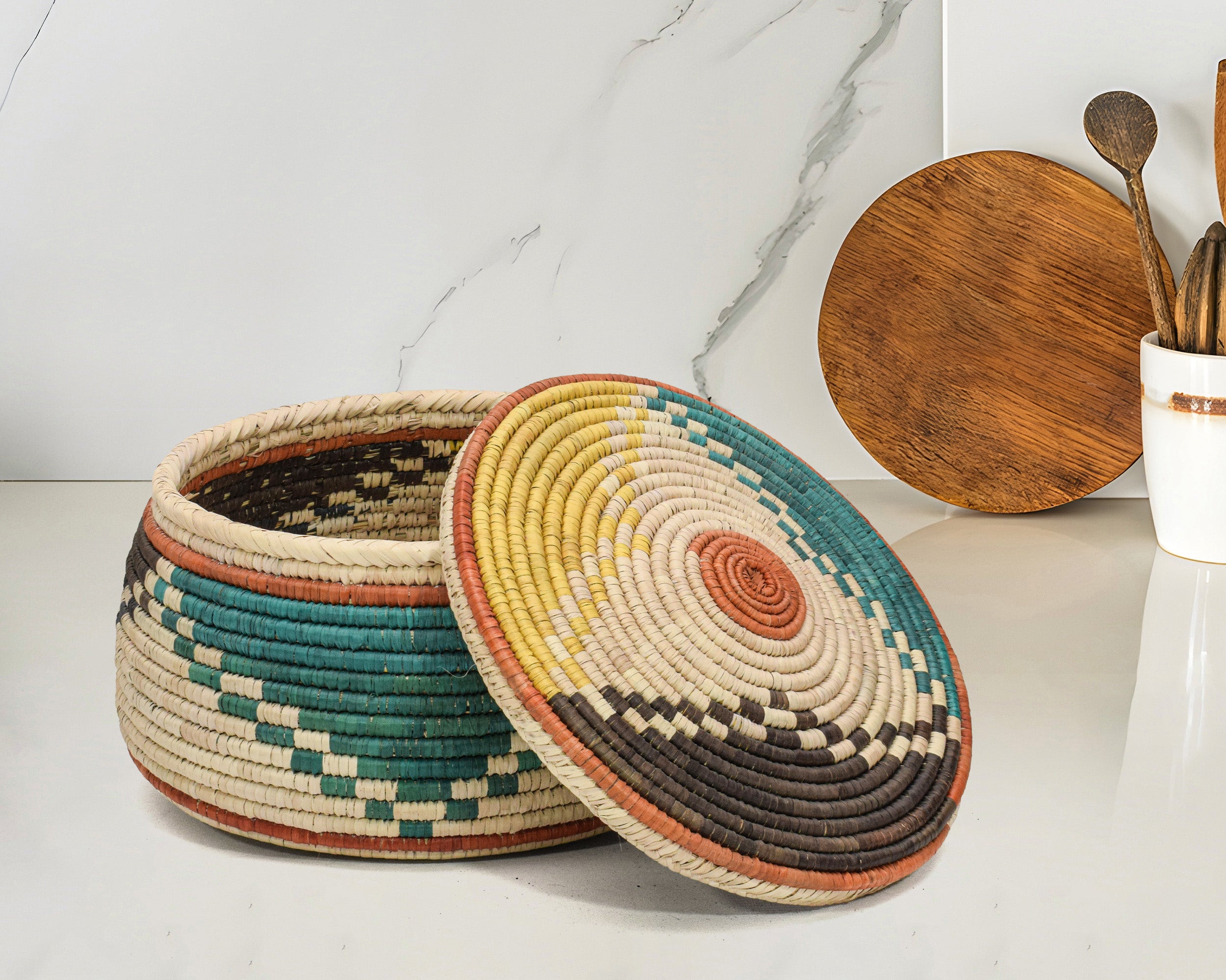 Tri-Leaf Lidded Basket
