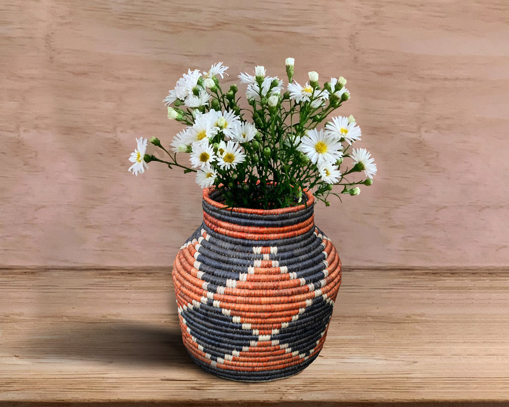 Black & Rust Cubes Vintage Potter Basket - PP-1132-12