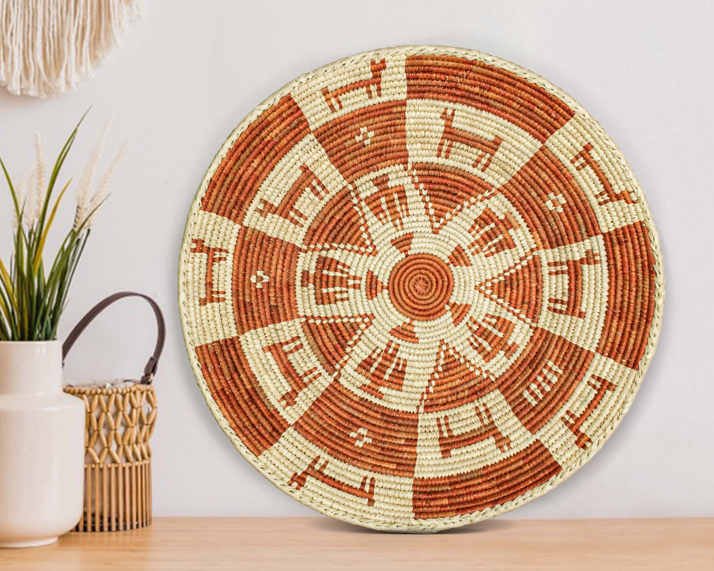 Hózhó Red Wall Basket 14-inch BSK-132-15