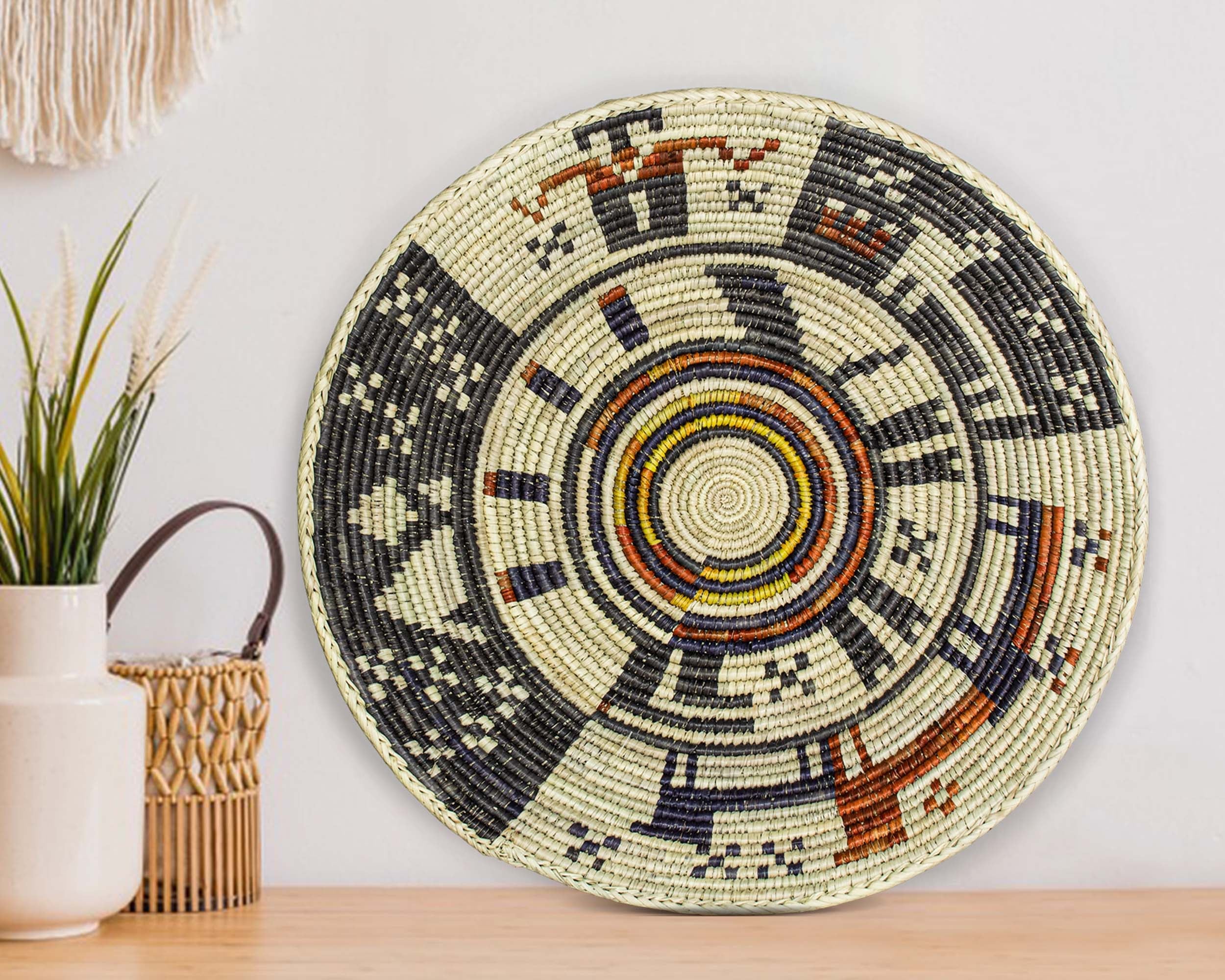 Hózhóójí 'Atiin Wall Basket 14-inch BSK-141-15 A