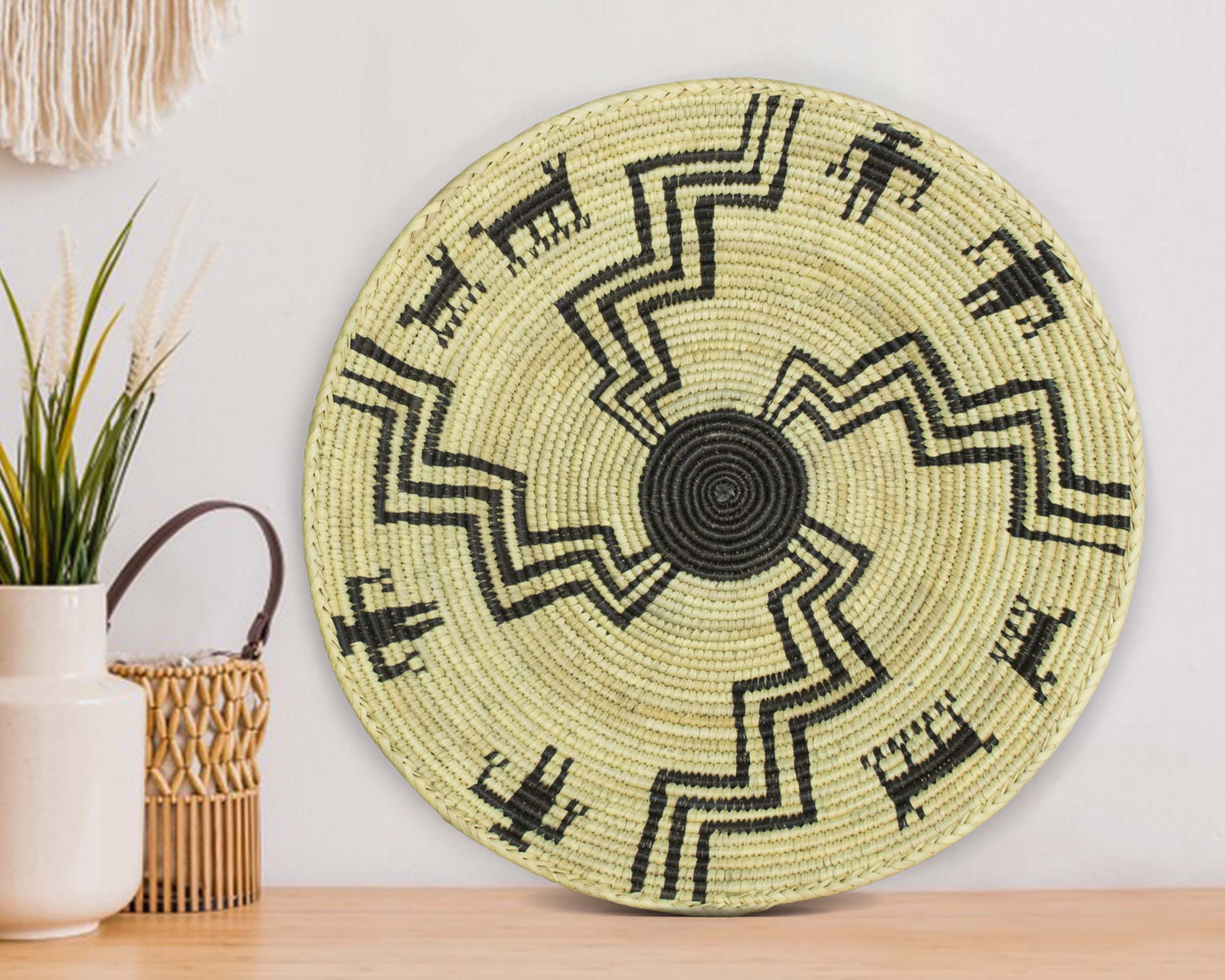 Four Men Four Dog Bowl Basket 14-inch BSK-125-15