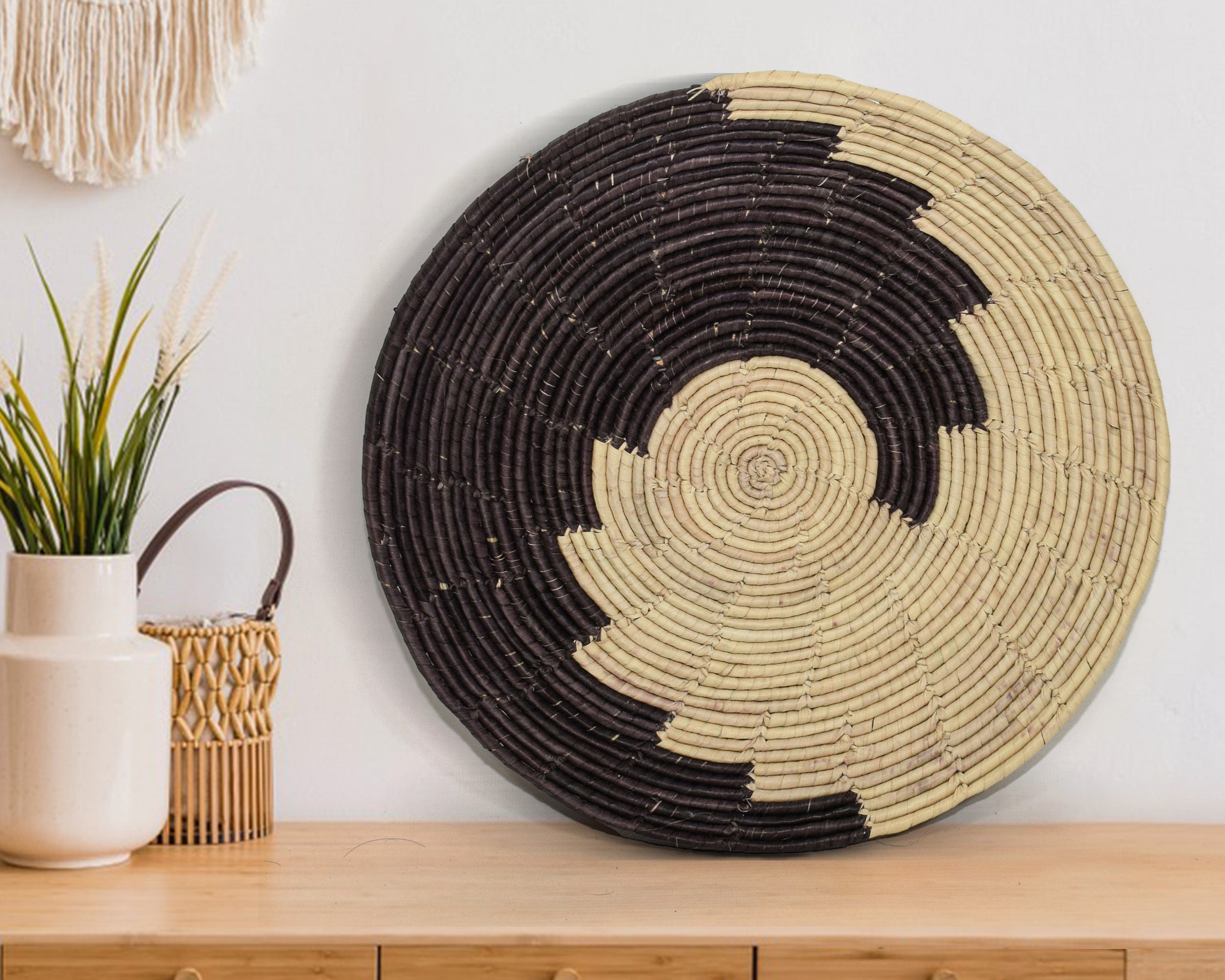 Dark Waves Flat Basket 12-inch