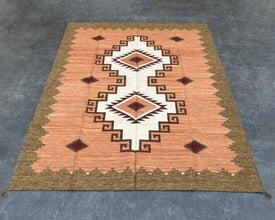 Arizona Two Hills Large Southwestern-Inspired Wool Dhurrie - 8x10 ft