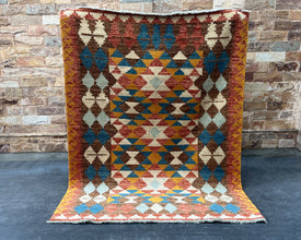 Diamonds Navajo Inspired Hand-Knotted Carpet - 7x5 ft