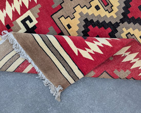 Two Grey Hills Navajo Inspired Hand-Knotted Carpet - 3x5 ft