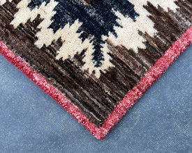 Four Corners Navajo Inspired Hand-Knotted Carpet - 6x9 ft