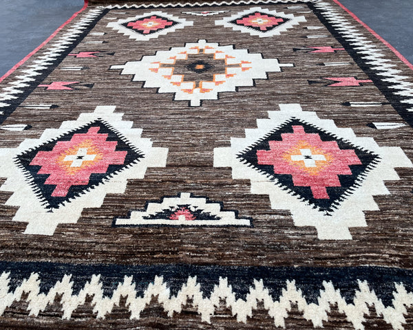 Four Corners Navajo Inspired Hand-Knotted Carpet - 6x9 ft