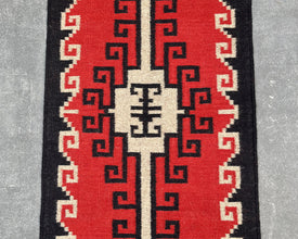 Red Mesa Flatweave Runner Rug – 2.5x10 ft