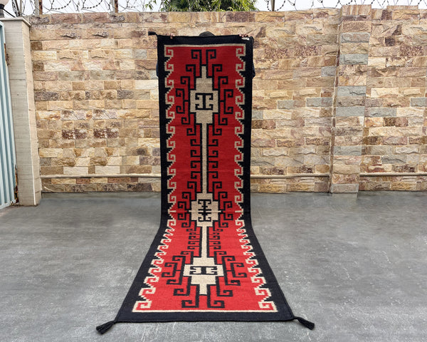 Red Mesa Flatweave Runner Rug – 2.5x10 ft