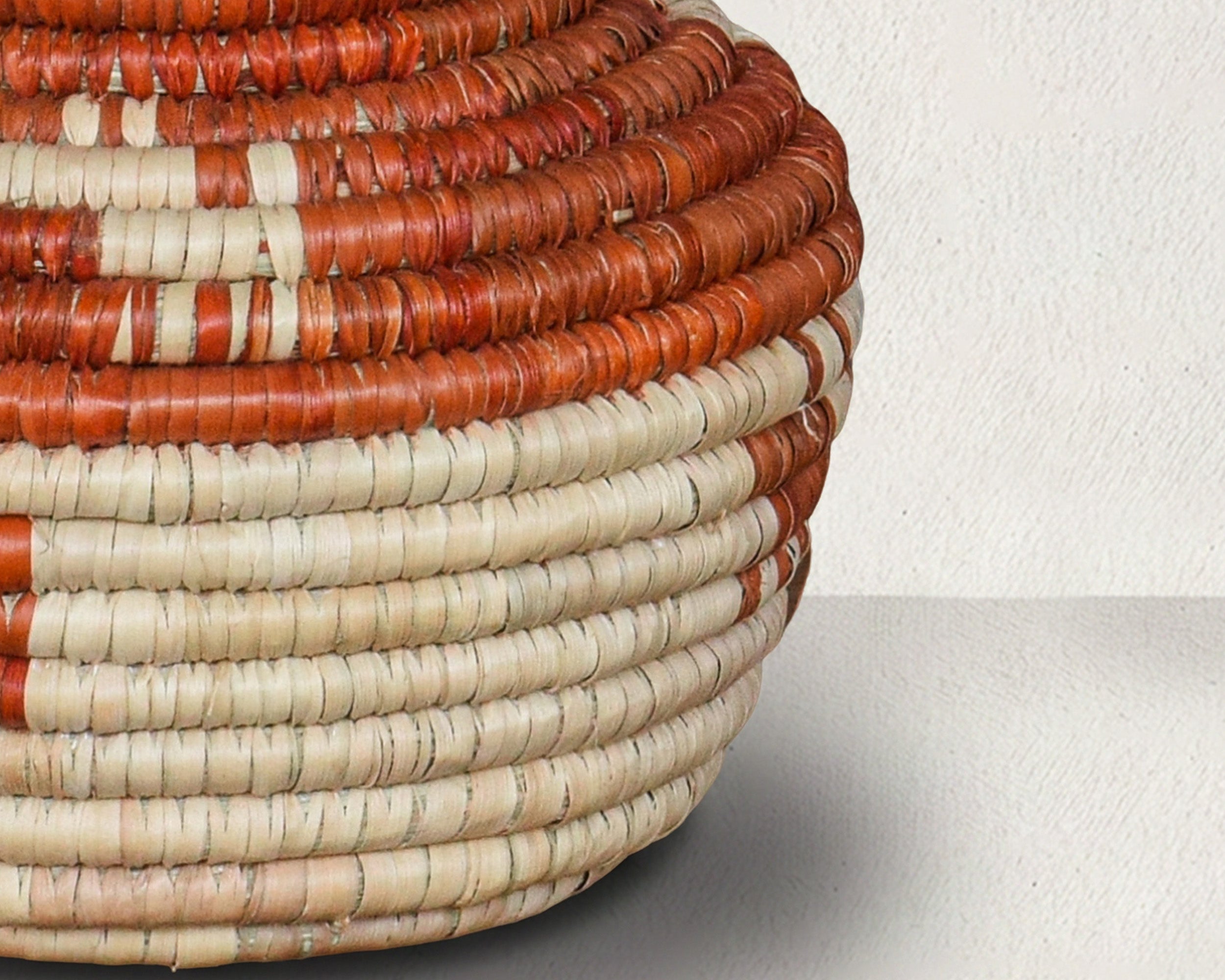 Rust Hound Circle Coiled Vase