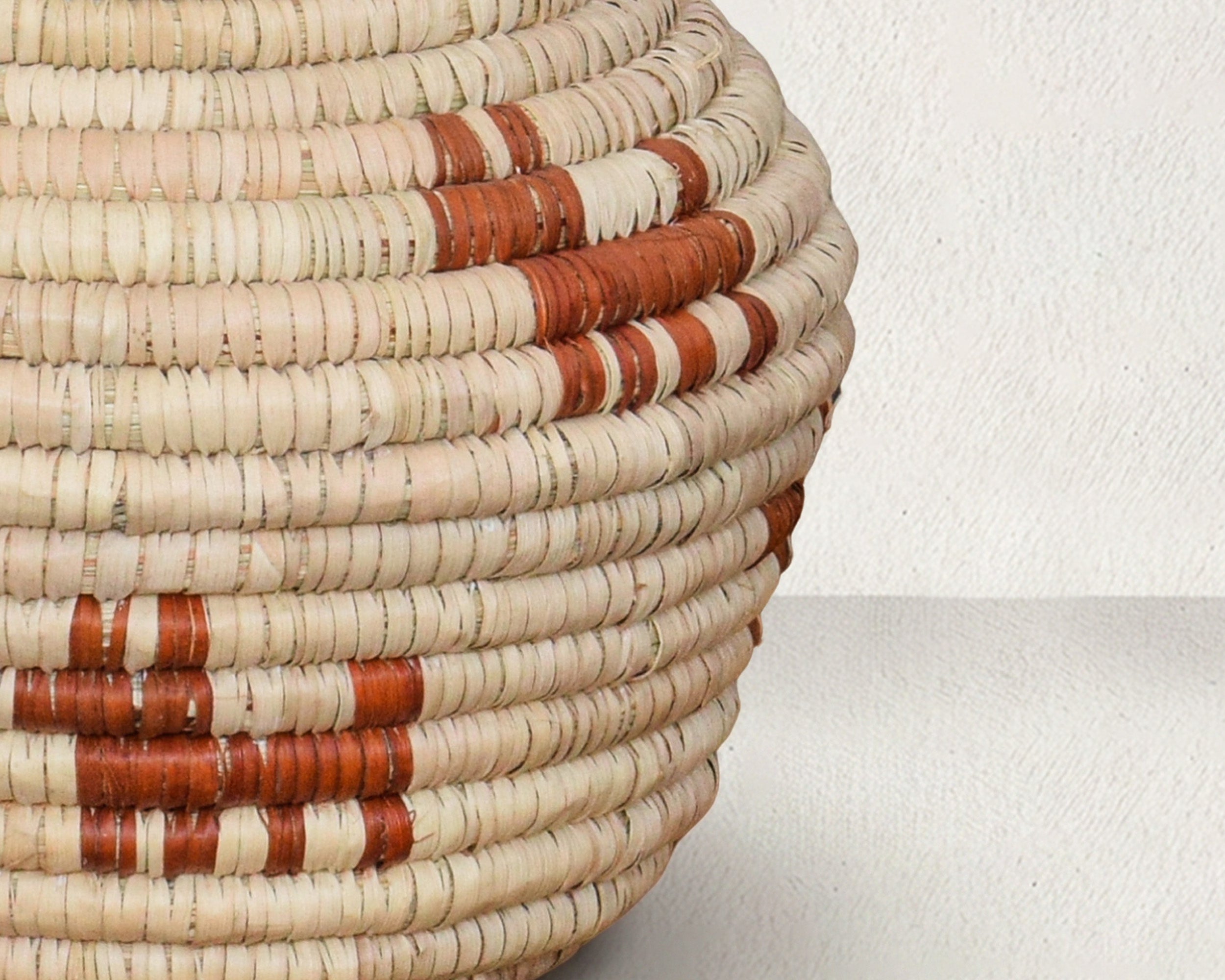 Rustic Hound Coiled Vase