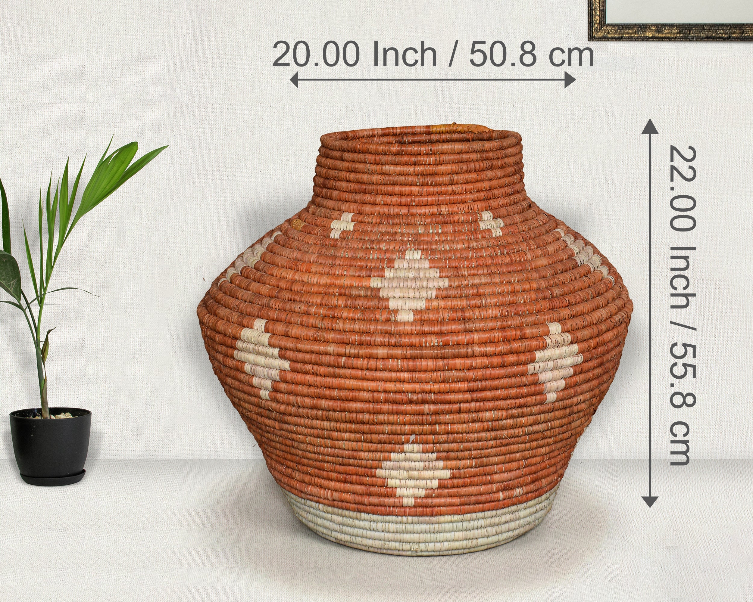 Cream Medallion Potter Vase