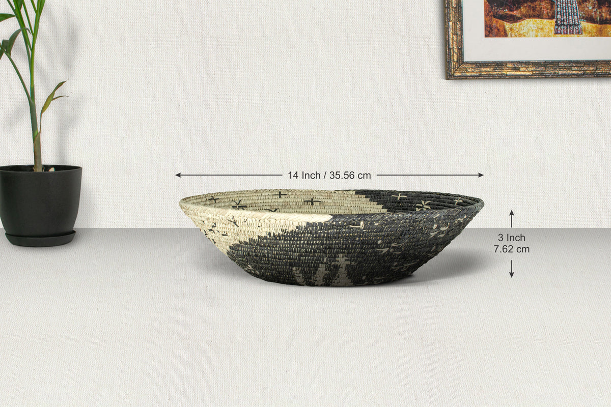 14" Dia Harmony Design Woven Wall Basket