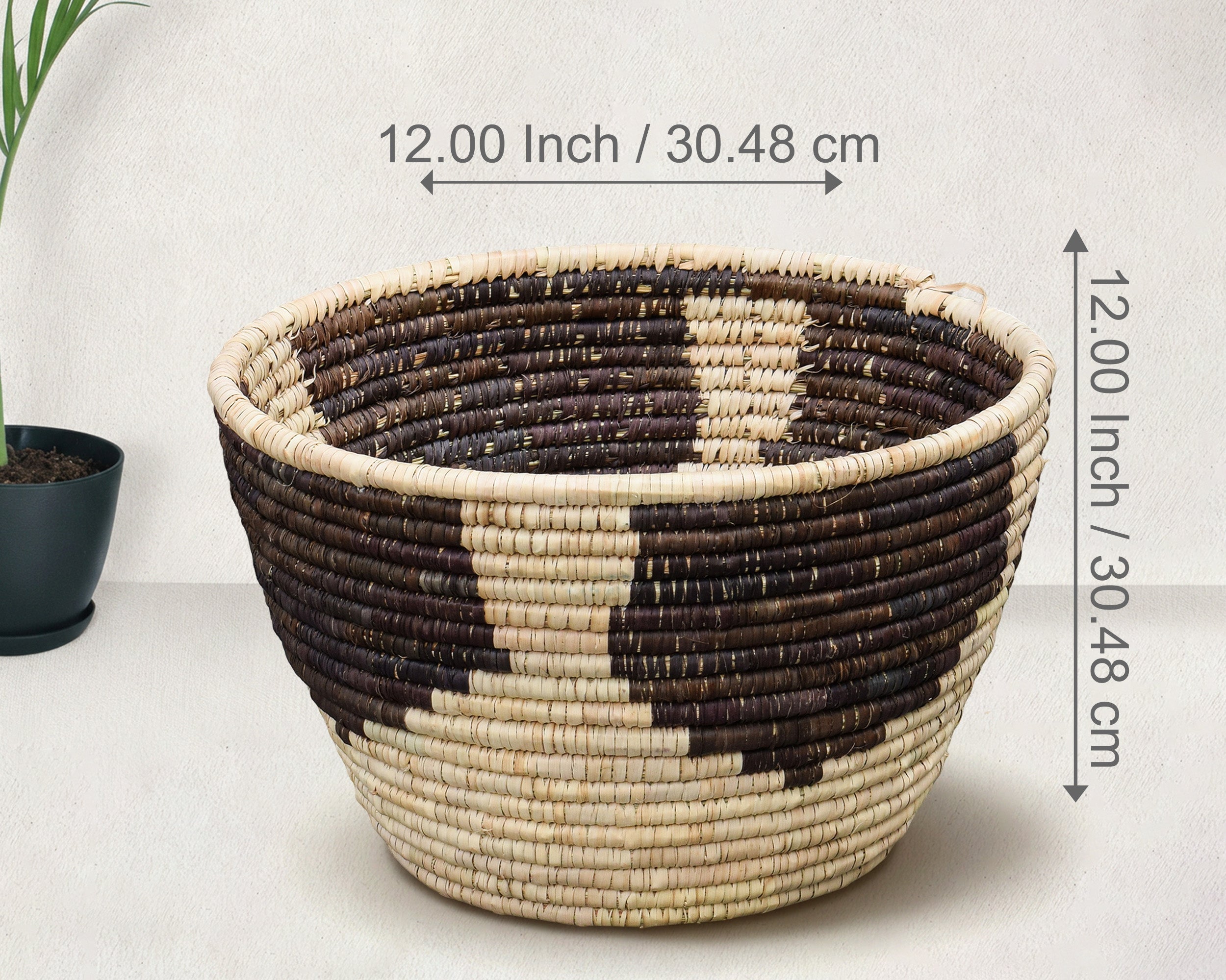 Drowning Leaf Planter Basket