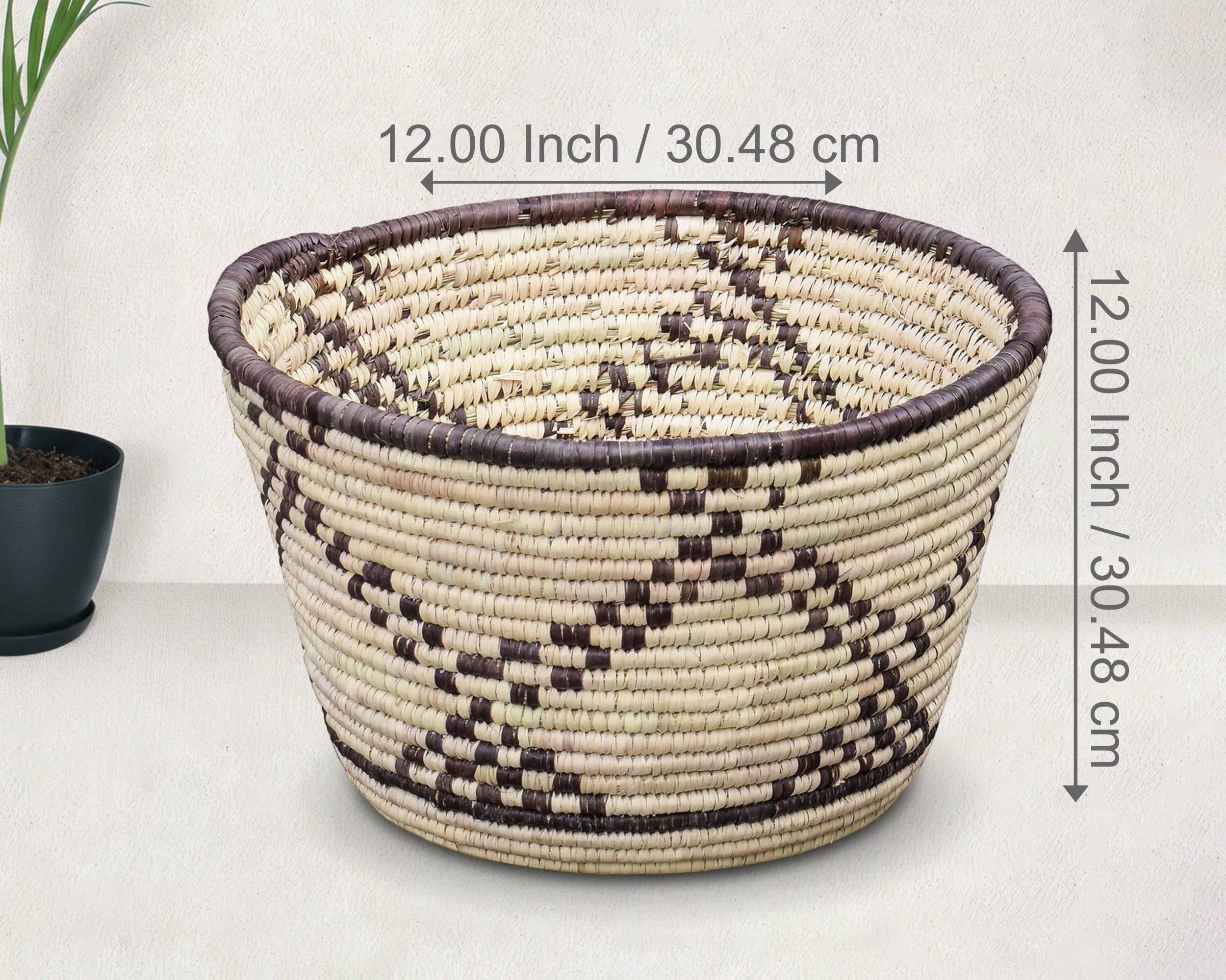 Dotted Wave Planter Basket