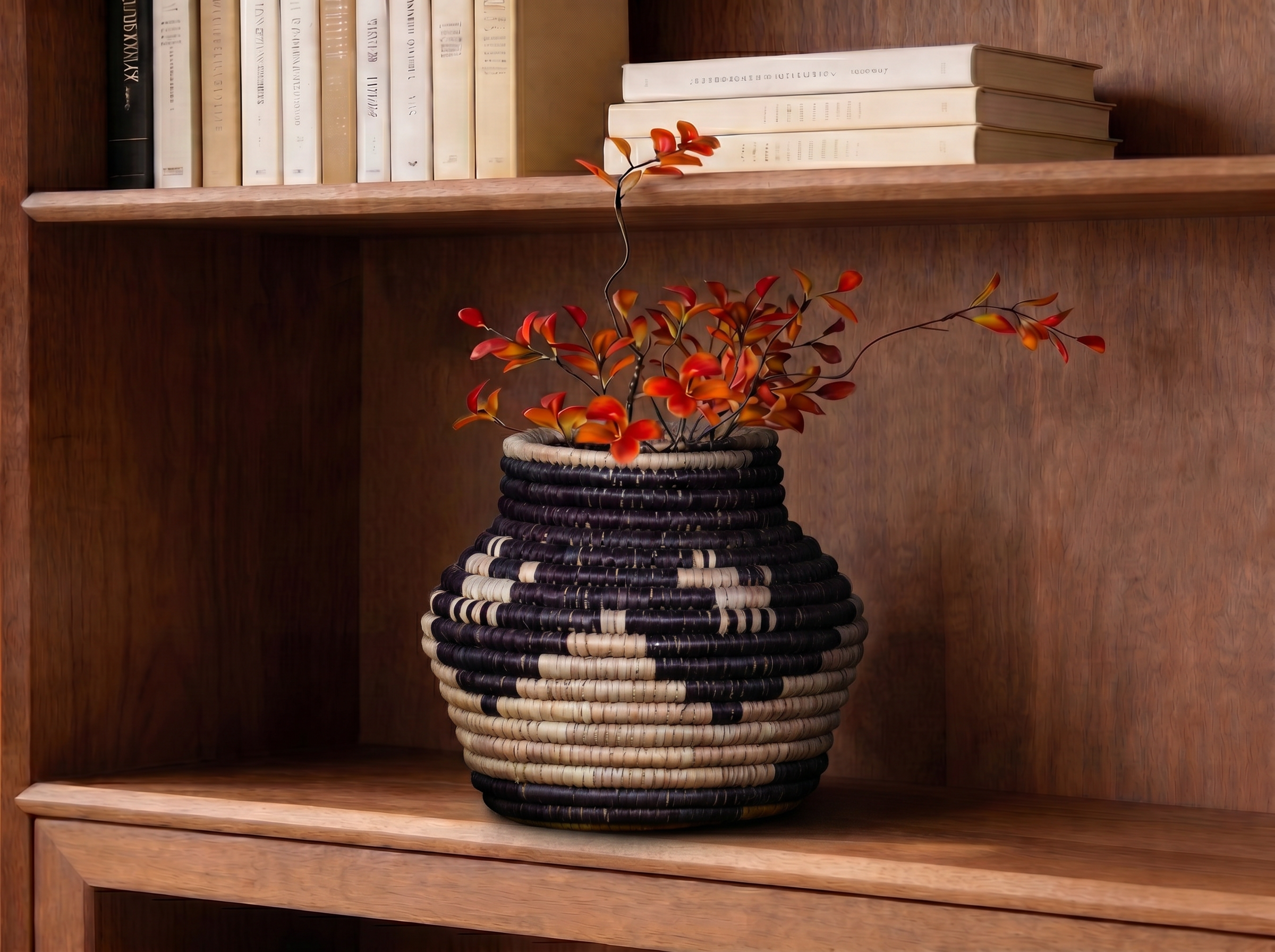 Kingra Hound Coiled Vase