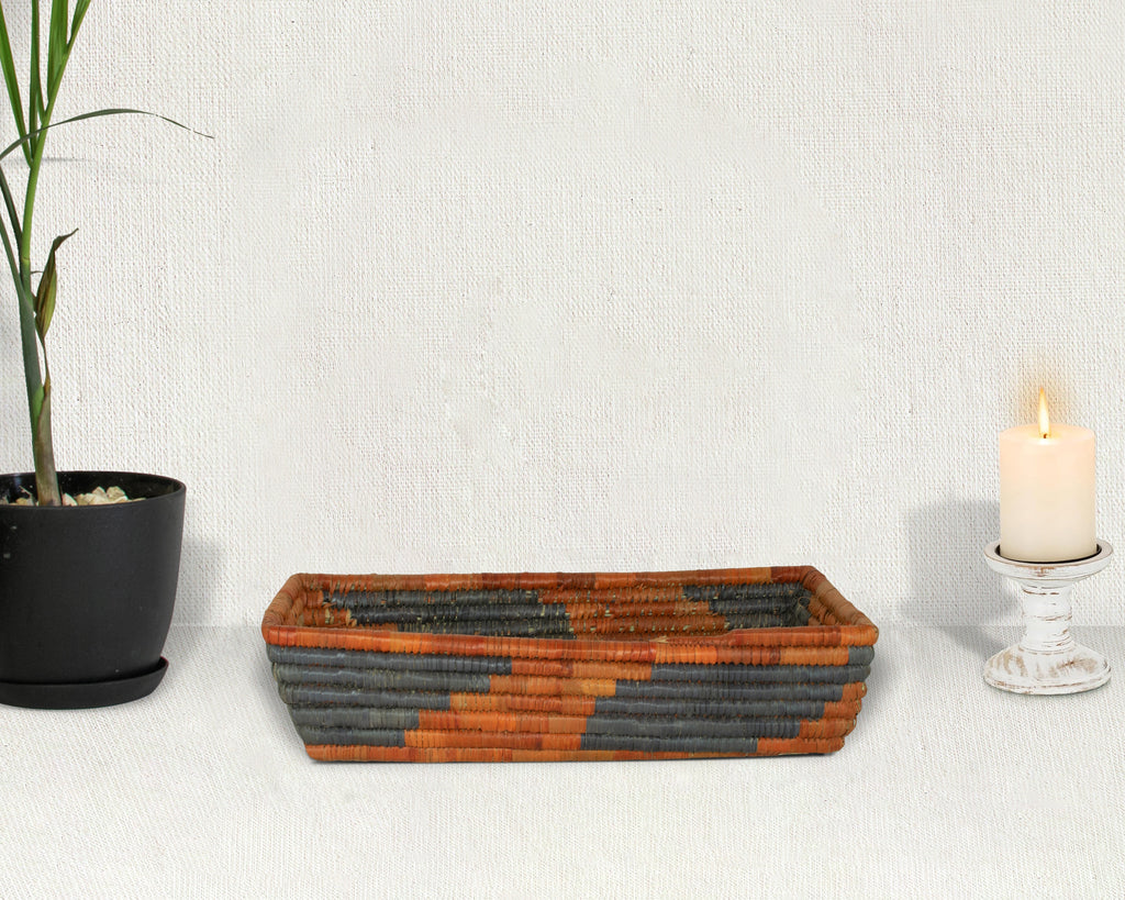 Waves Black Woven Spoon Basket SB-1703-10