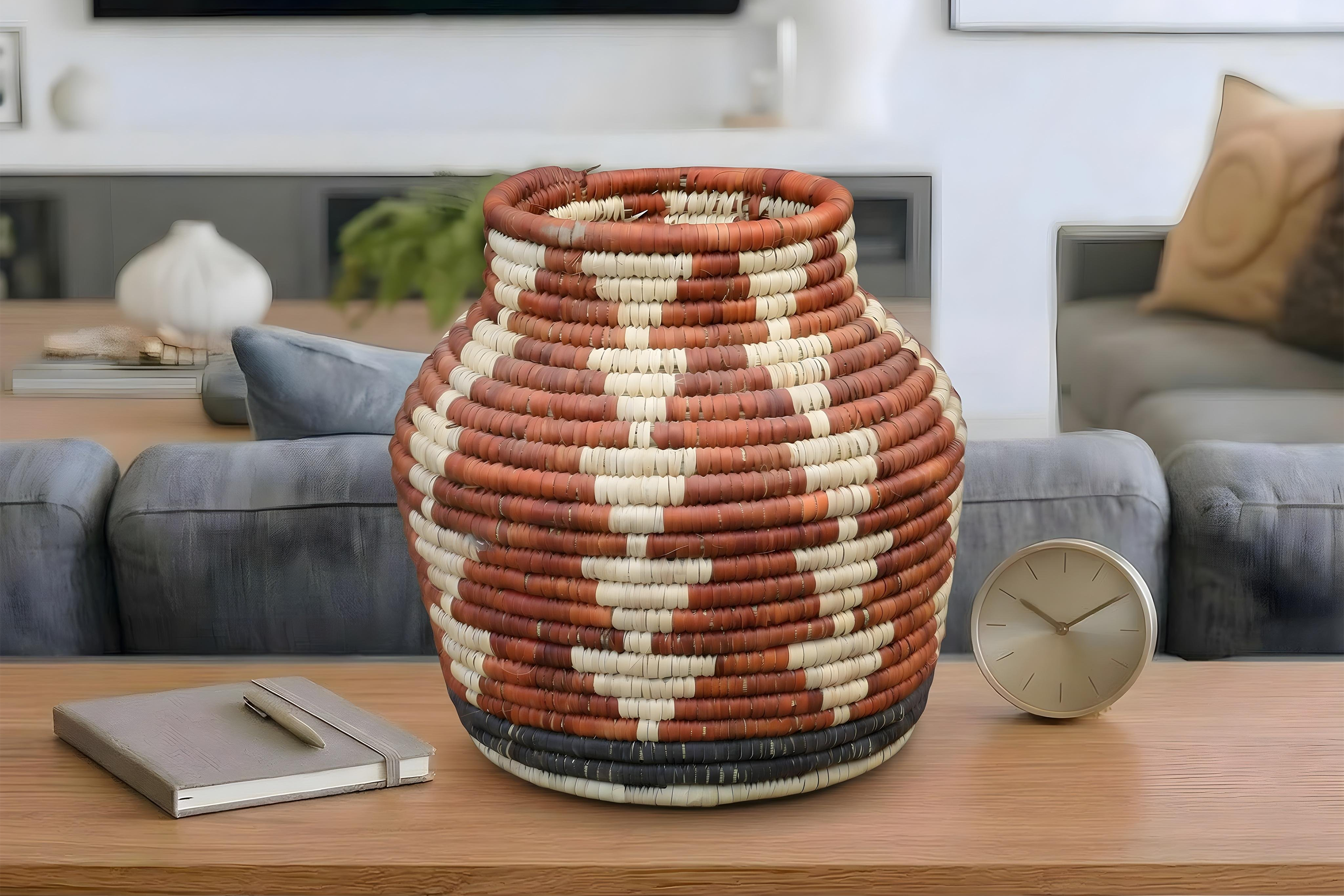 Terracotta Arrows Accent Potter Basket