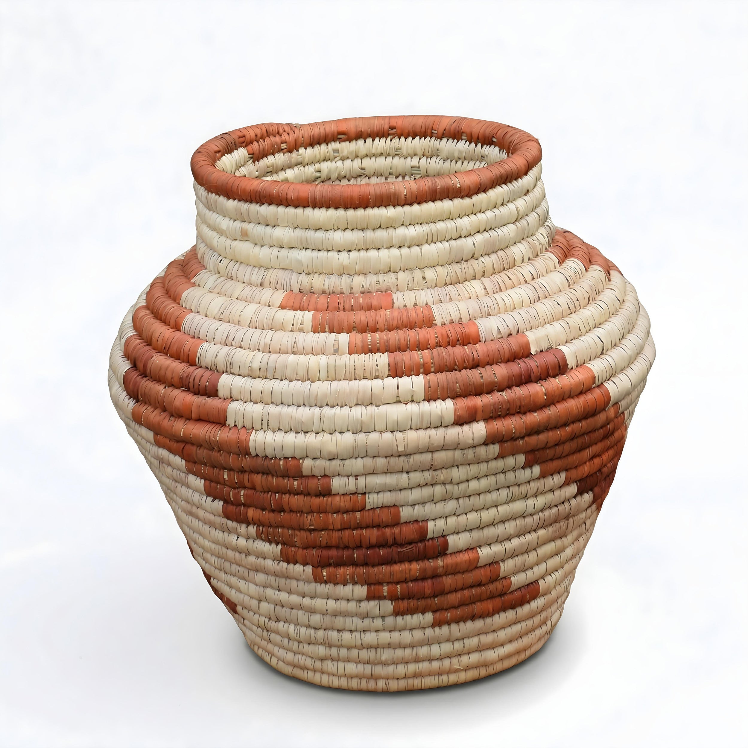 Blush Cream Diamond Potter Vase