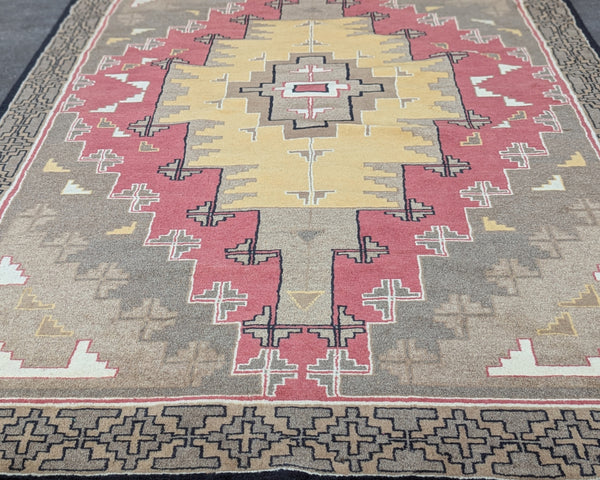 Two Grey Hills Navajo Inspired Hand-Knotted Carpet - 6x4 ft