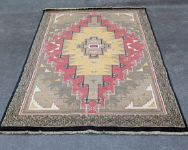 Two Grey Hills Navajo Inspired Hand-Knotted Carpet - 6x4 ft