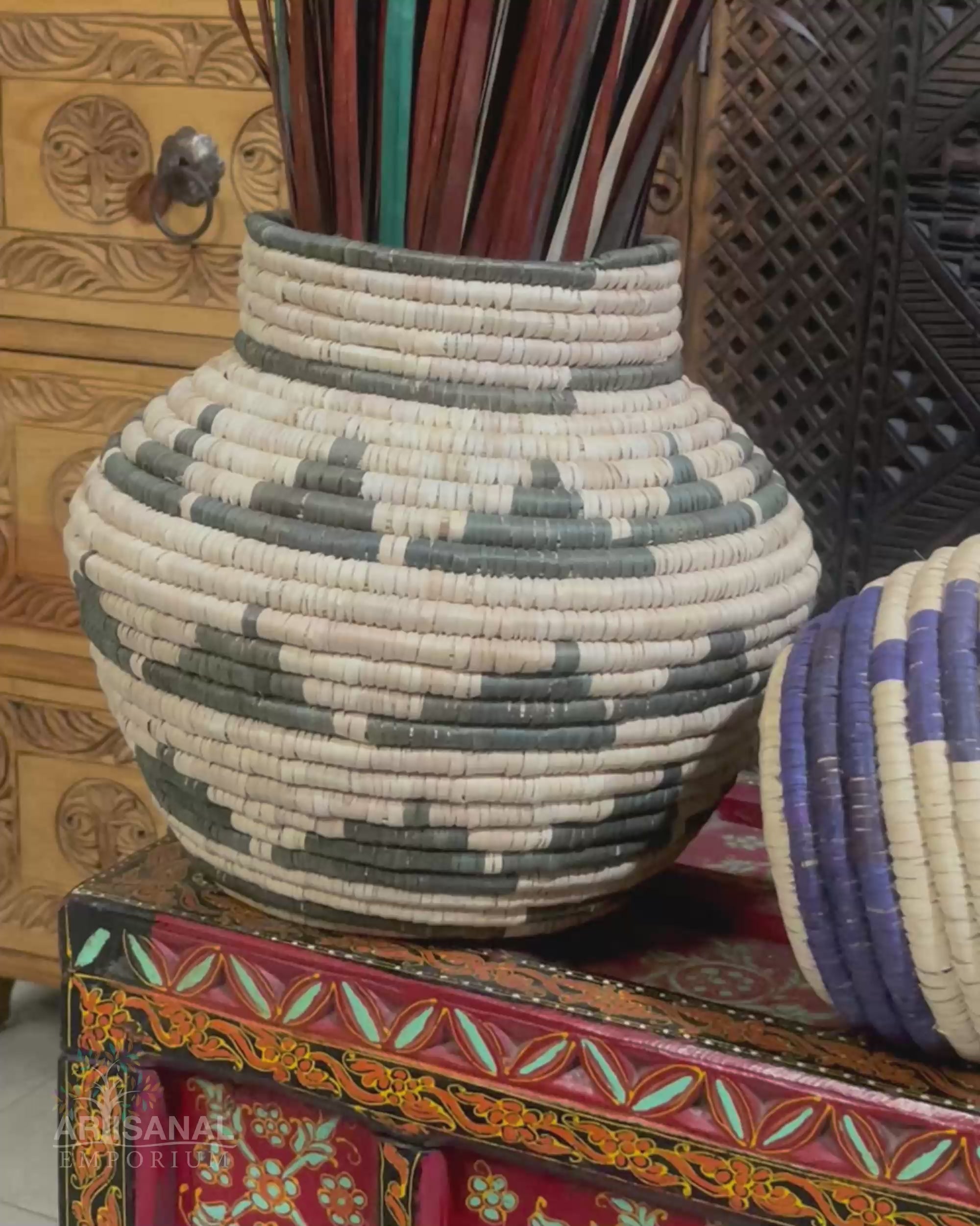 Charcoal Japandi Potter Vase