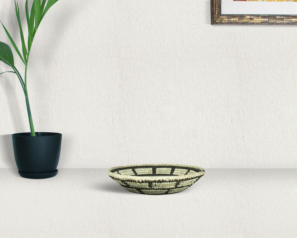 Concentric Grid Black Bowl Basket 8-inch LBW-454-7