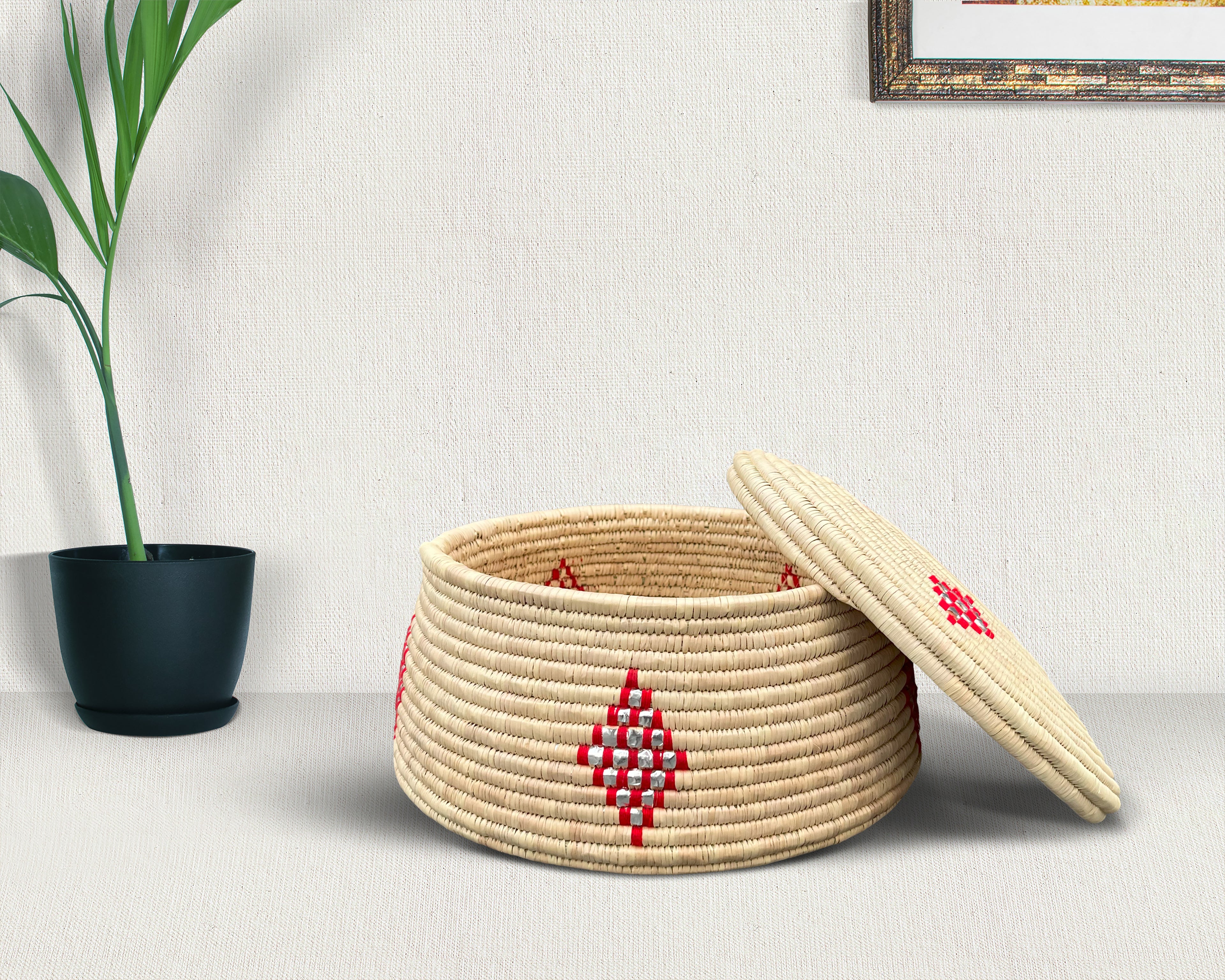 Coral Medallions Lidded Basket